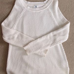 White old navy sweater